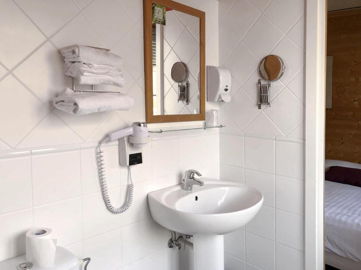 Le Rendez-Vous Des Copains Hotel Logelheim Bagian luar foto